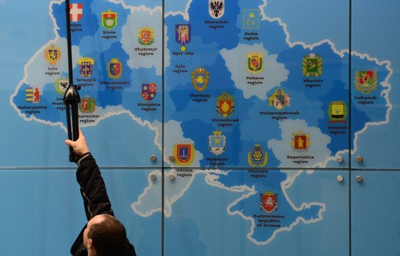 Відкладення виборів до столичних райрад запускає процес «де-децентралізації»