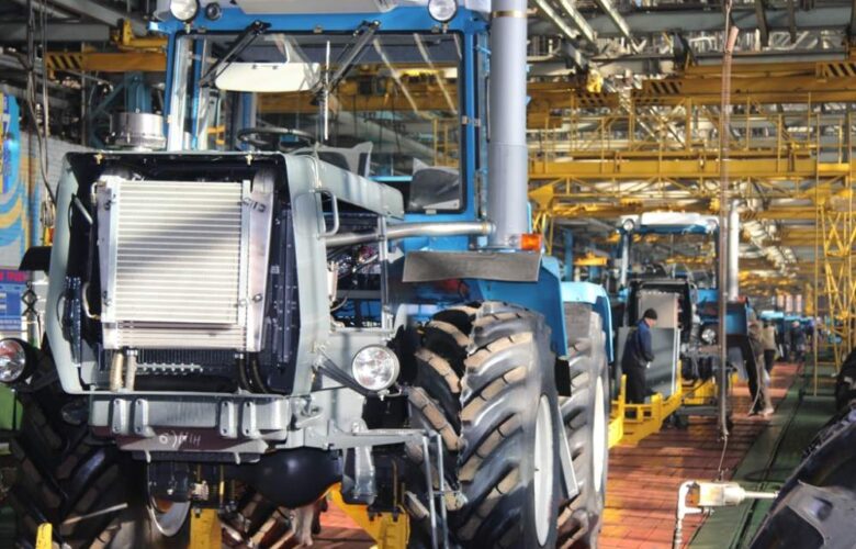 Майно російських олігархів в Україні має бути конфісковано – активіст Соціального руху про “ХТЗ”