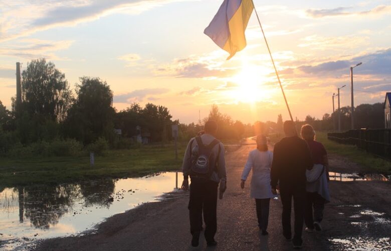 Роменські лікарі готують позов, продовжуючи ходу, та закликають до солідарності