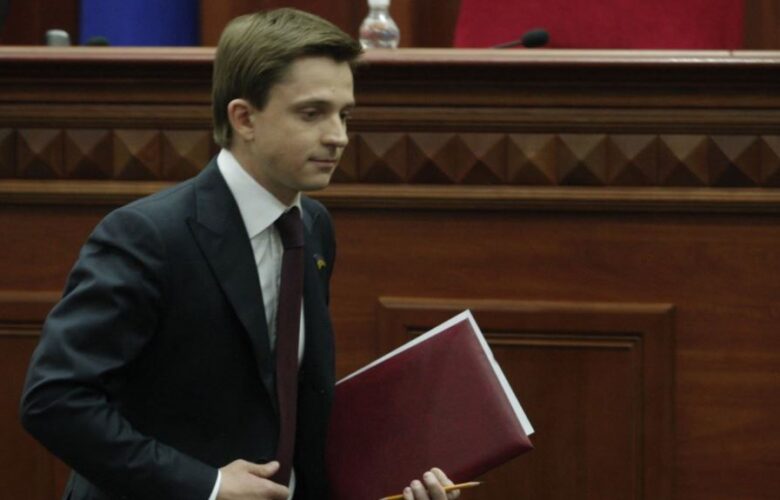 Друг космічного мера проти космічних штрафів у сфері праці