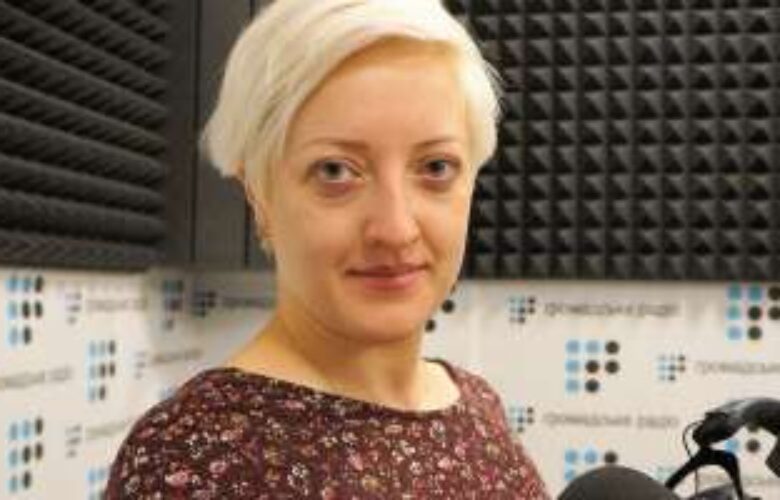 Деякі вимоги МВФ суперечать реалізації прав жінок в Україні — активістка