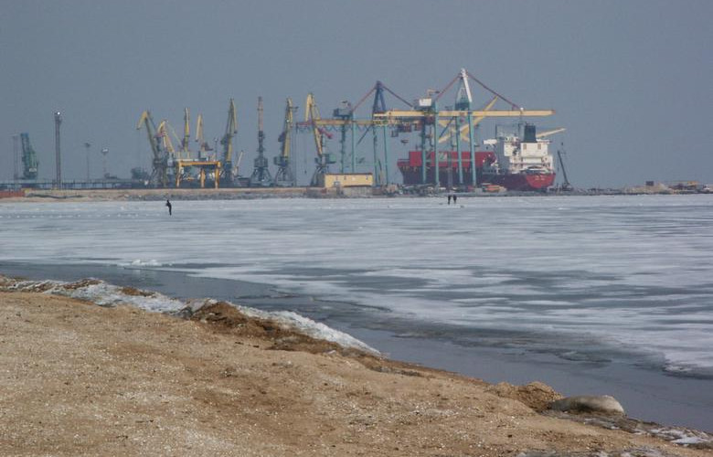 У Маріупольському порту сталась сутичка між профспілковцями та штрейкбрехерами