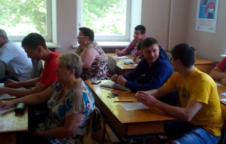 У Кривому Розі триває школа робітничої молоді